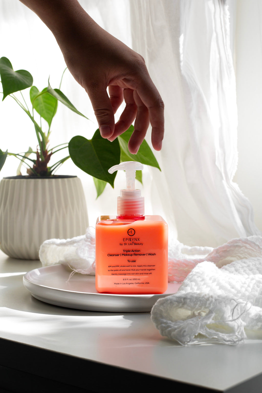 Gentle Hydrating Facial Cleanser – Aloe, Cucumber & Antioxidants (Nut-Free, Gluten-Free, Vegan)